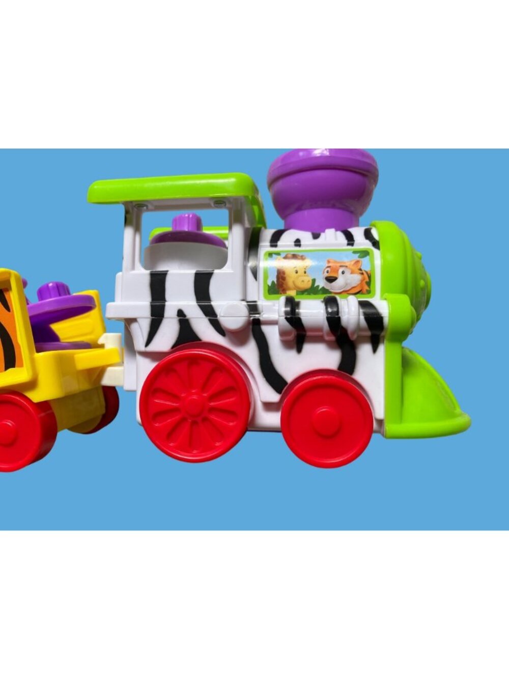 Fisher Price Little People Musical Zoo Train Playset 2001-2002 - Picture 10 of 11